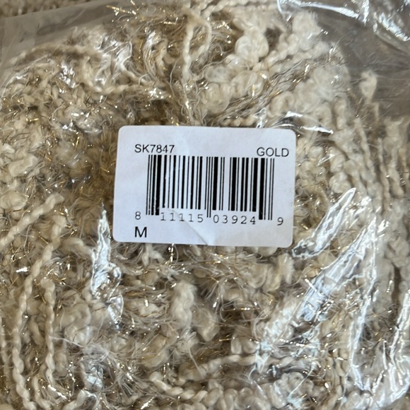 🍃💕NWT STELLAH Gold Metallic Slub Knit Fringe Sweater Size M - Picture 6 of 8